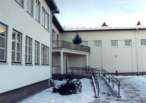 Vidurinė mokykla Raguvėlėje