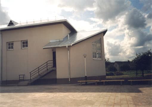Vidurinė mokykla Raguvėlėje